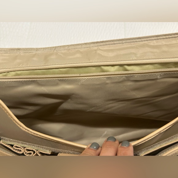 Beautiful Piquadro Italian Leather Business Bag (Unisex) - Picture 14 of 15